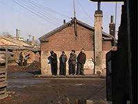 Wang Bing, À l'ouest des rails, 2003 [capture 1]